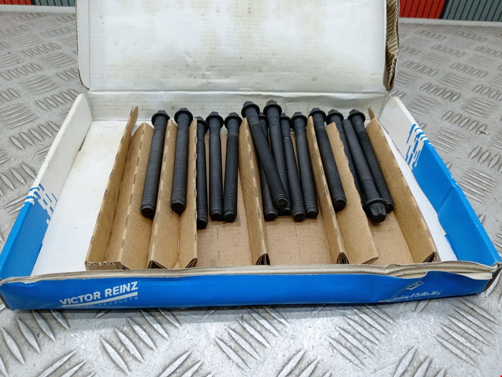 Болт ГБЦ BMW 5-Series (E39) (1995-2004)