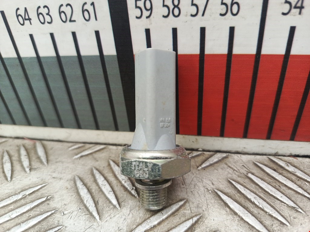 Датчик давления масла AUDI A8 D3 2003-2010