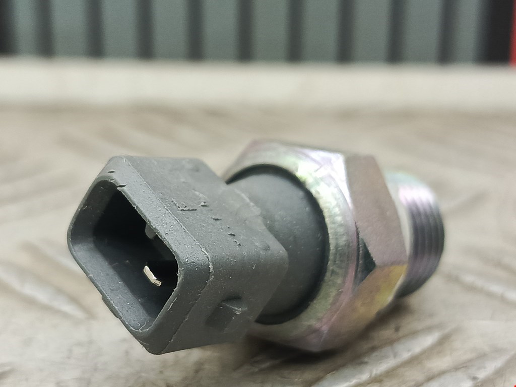 Датчик давления масла CITROEN DS3 2009-2015