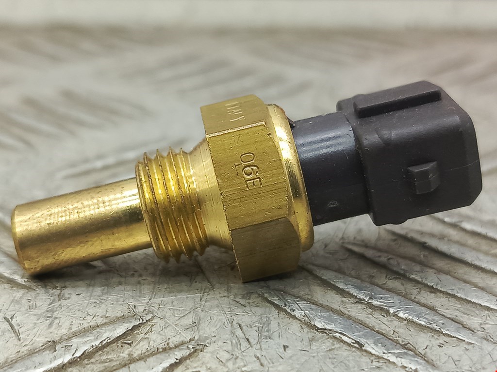 Датчик температуры (охлаждающей жидкости) BMW 5er 5 серия E34 1988-1997