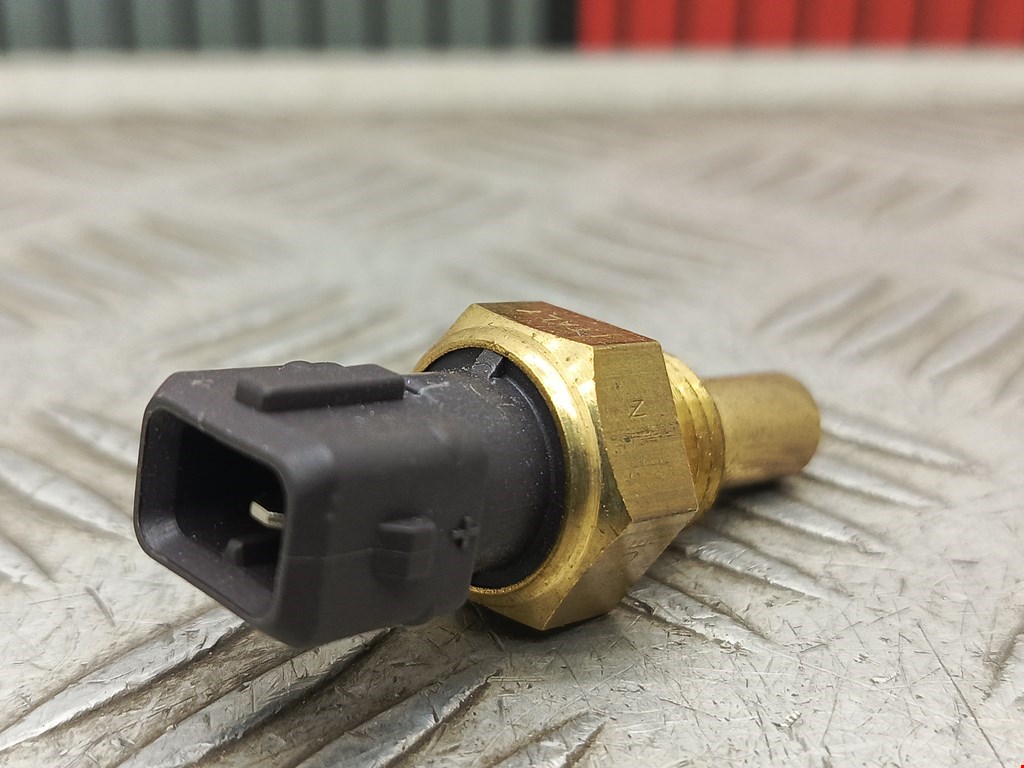 Датчик температуры (охлаждающей жидкости) BMW 5er 5 серия E34 1988-1997