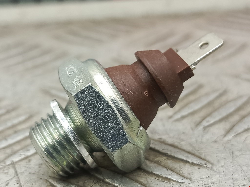 Датчик давления масла PORSCHE Boxster 986 1996-2004