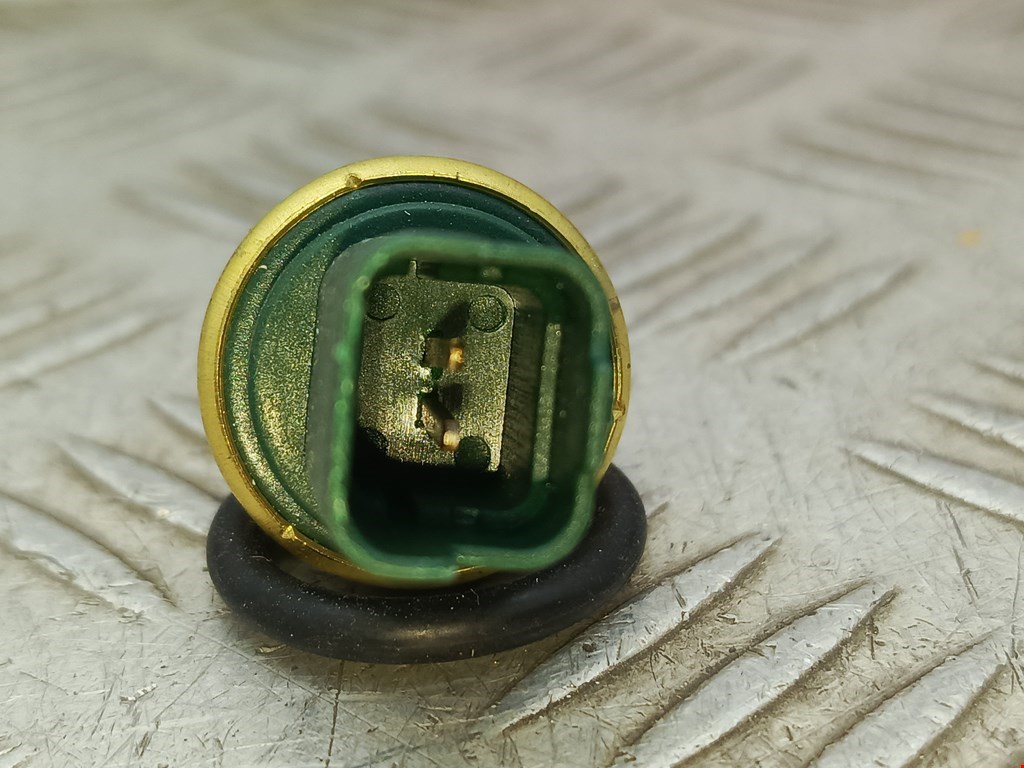 Датчик температуры (охлаждающей жидкости) CITROEN DS3 2009-2015