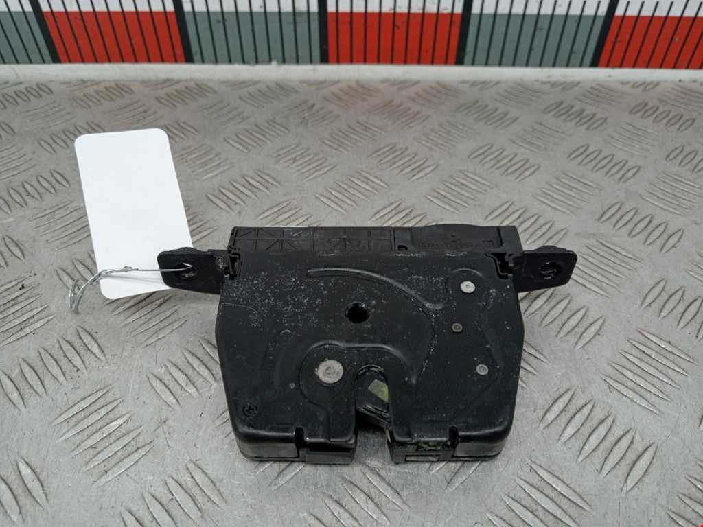 Замок багажника (крышки двери) BMW 3er F30/F31/F80 2011-2019