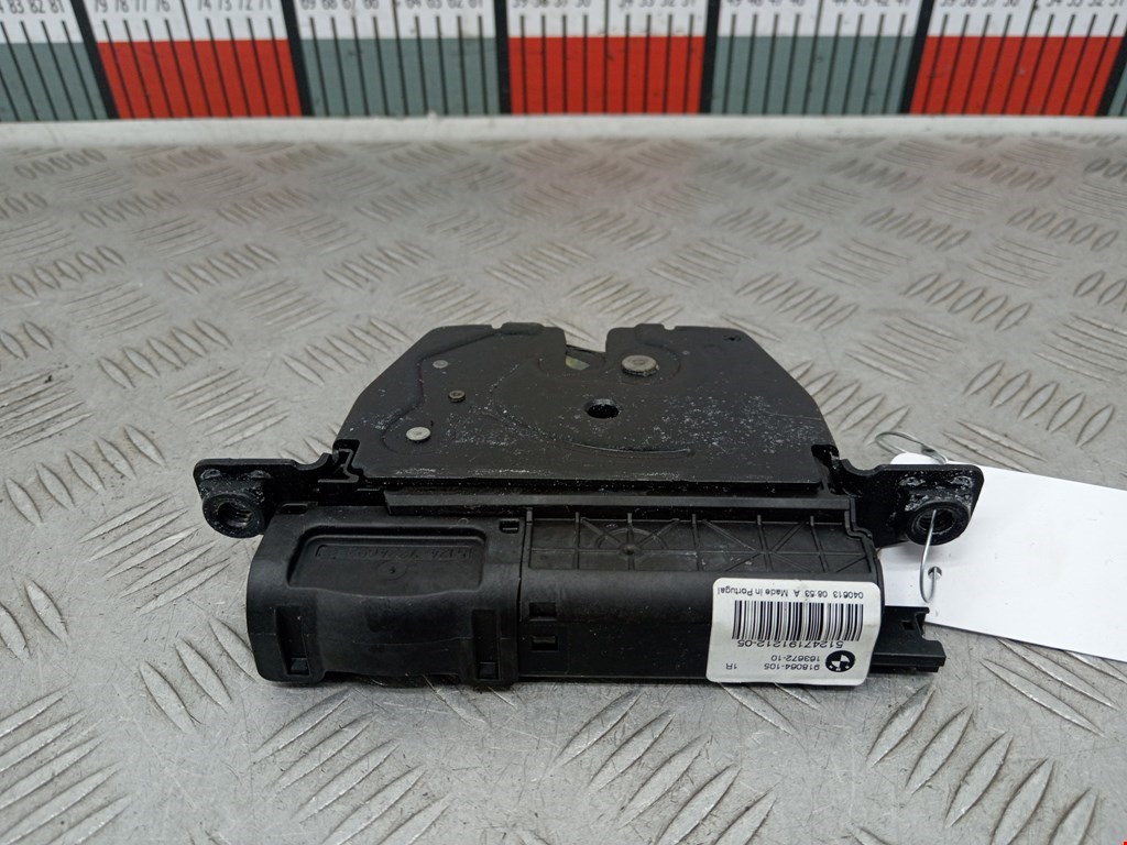 Замок багажника (крышки двери) BMW 3er F30/F31/F80 2011-2019