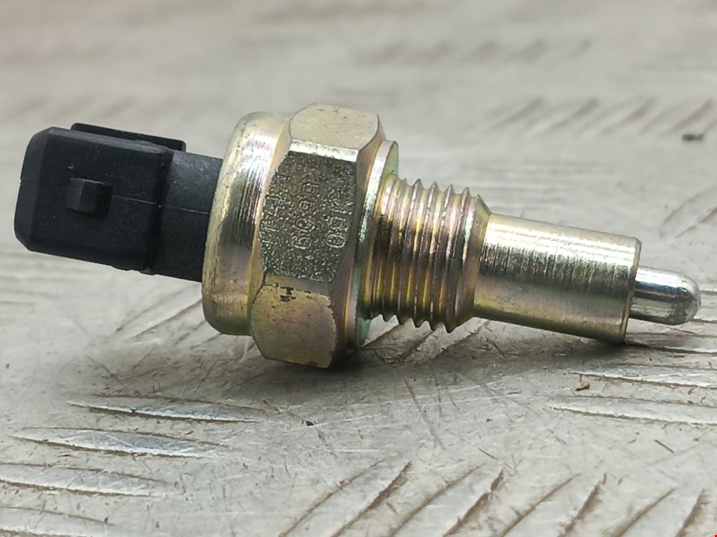 Датчик положения педали тормоза (Выключатель стоп-сигналов) Mini Cooper Hatch 1 (R50) (2000-2006)