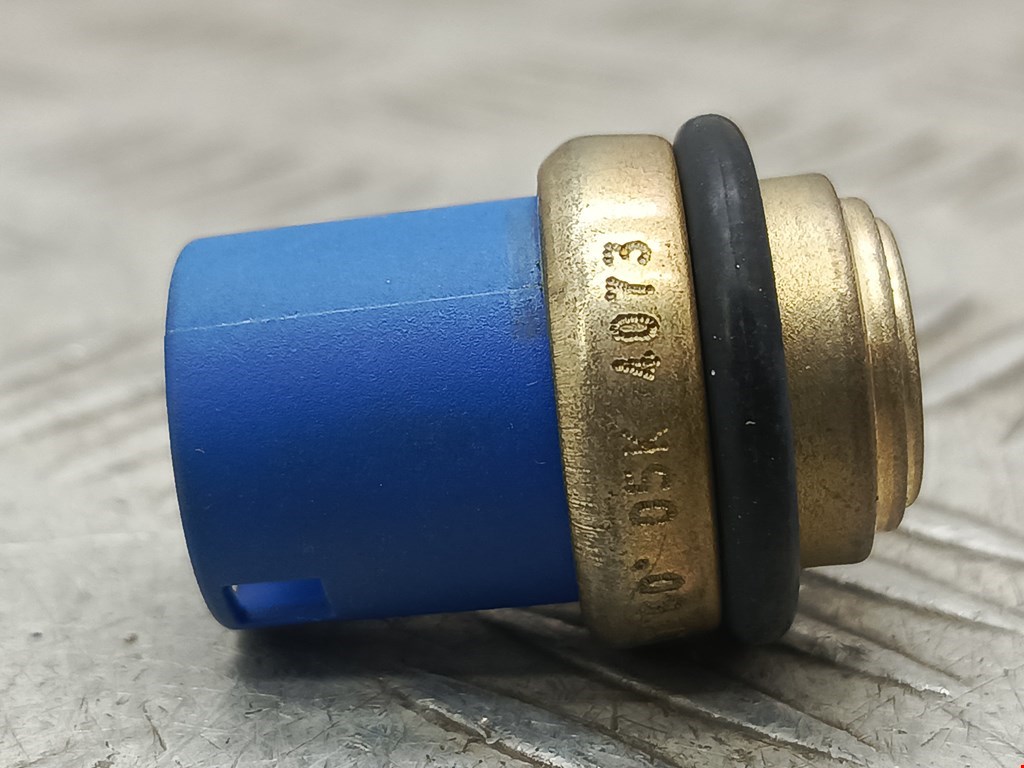 Датчик температуры (охлаждающей жидкости) VOLKSWAGEN Golf II 1983-1992