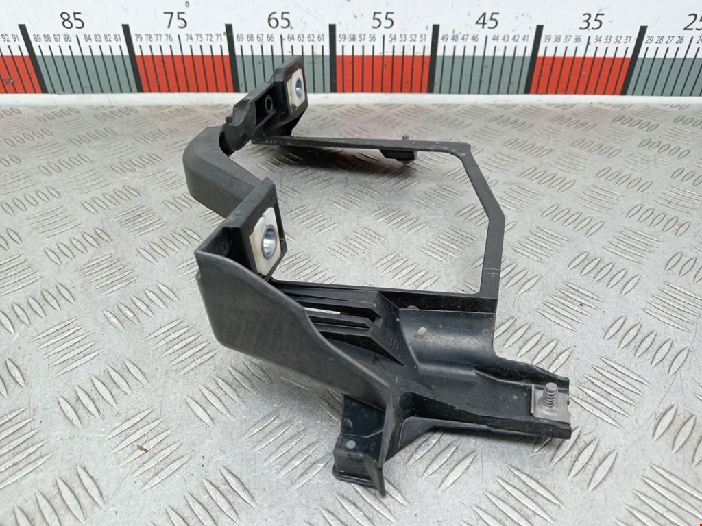 Кронштейн фары правый BMW 5er 5 серия E60/E61 2003-2010