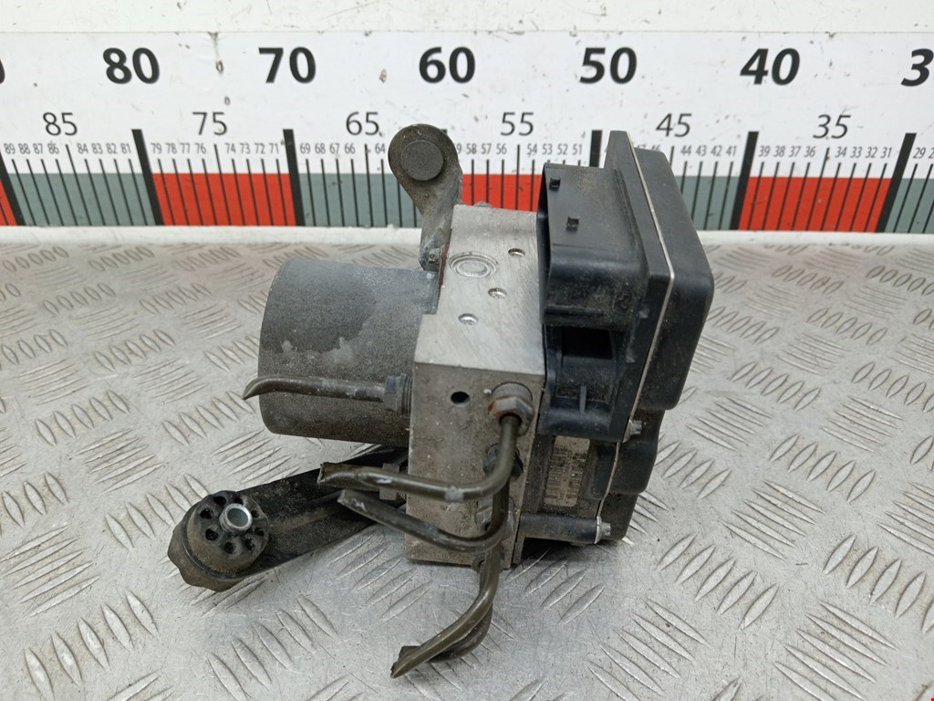 Блок ABS (насос) BMW 5er 5 серия E60/E61 2003-2010