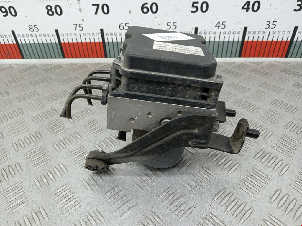 Блок ABS (насос) BMW 5er 5 серия E60/E61 2003-2010