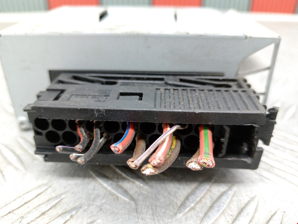 Усилитель акустической системы BMW 5er 5 серия E60/E61 2003-2010