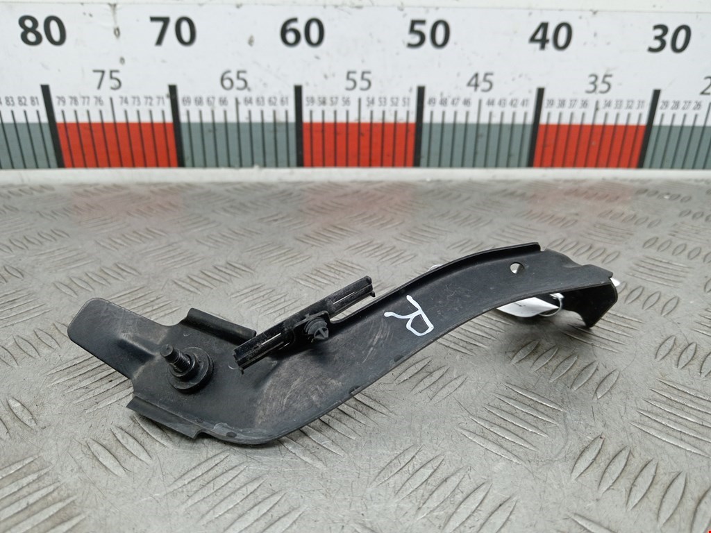 Кронштейн (крепление) крыла переднего правого BMW 5-Series (E60/E61) (2003-2010)