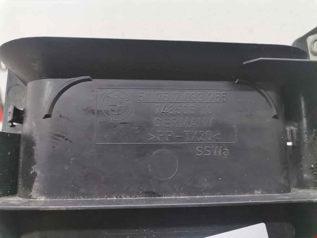 Воздуховод BMW 5er 5 серия E60/E61 2003-2010