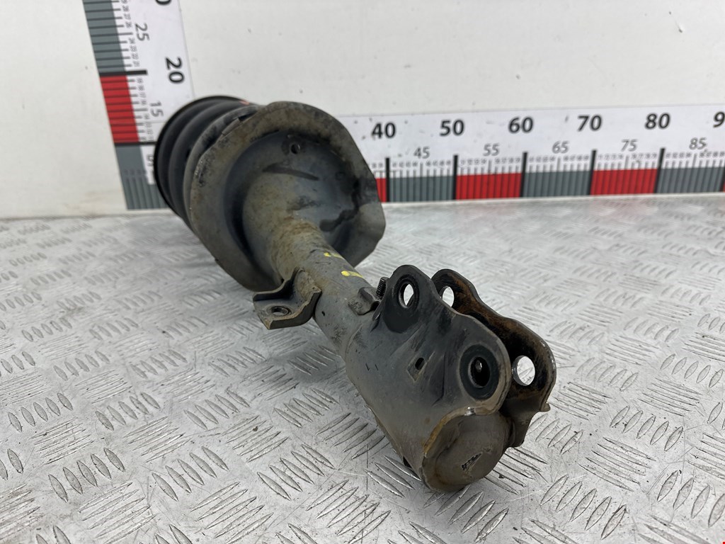 Амортизатор передний правый MITSUBISHI ASX 2010-н.в.