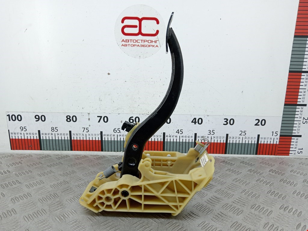 Педаль тормоза BMW 5-Series (E60/E61) (2003-2010)