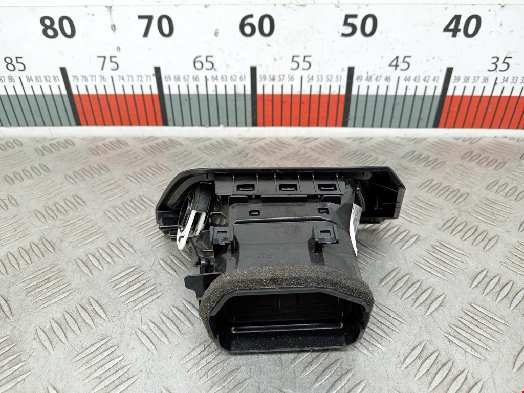 Дефлектор воздушный BMW 3er F30/F31/F80 2011-2019