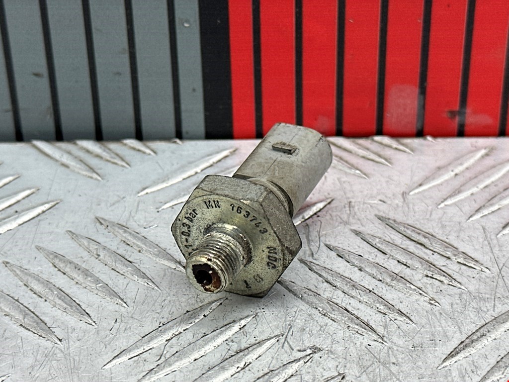 Датчик давления масла Mitsubishi ASX (2010-2023)