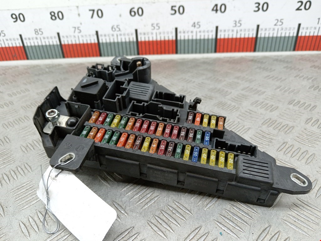 Датчик уровня в бачок омывателя BMW 5er 5 серия E60/E61 2003-2010