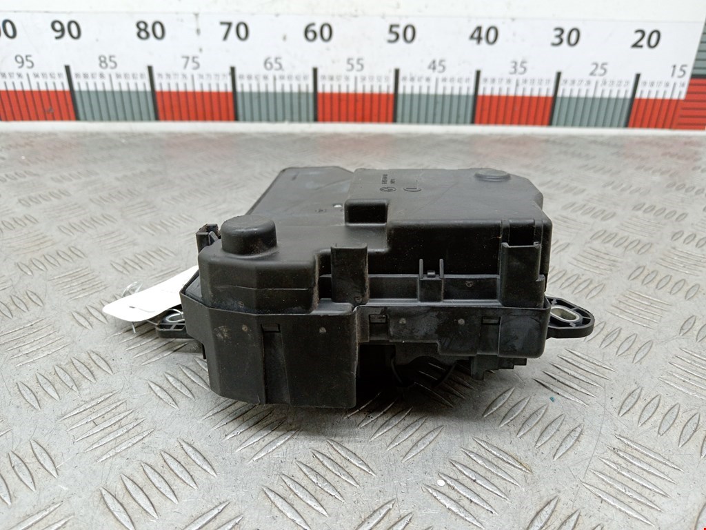 Датчик уровня в бачок омывателя BMW 5er 5 серия E60/E61 2003-2010