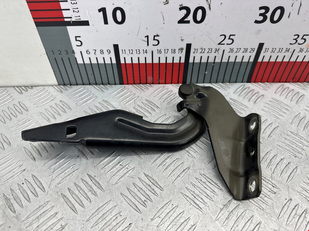 Петля капота левая/правая MITSUBISHI ASX 2010-н.в.