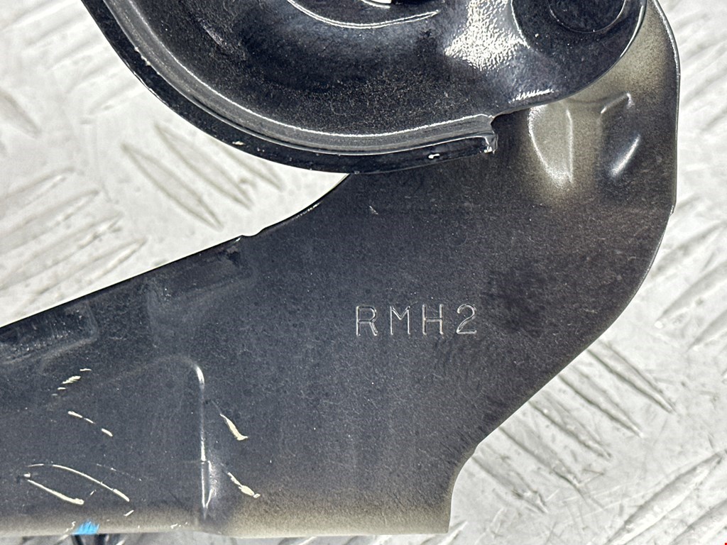 Петля капота левая/правая MITSUBISHI ASX 2010-н.в.