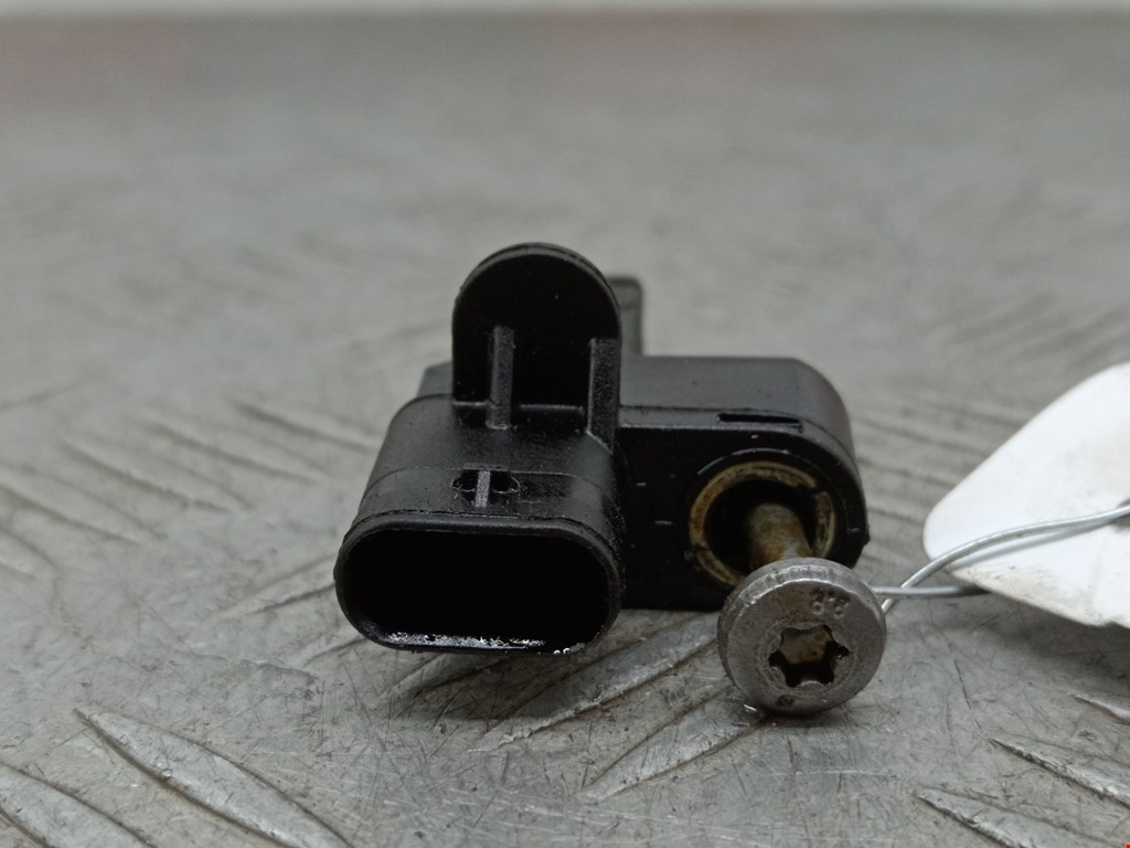 Датчик положения коленвала BMW 3er F30/F31/F80 2011-2019