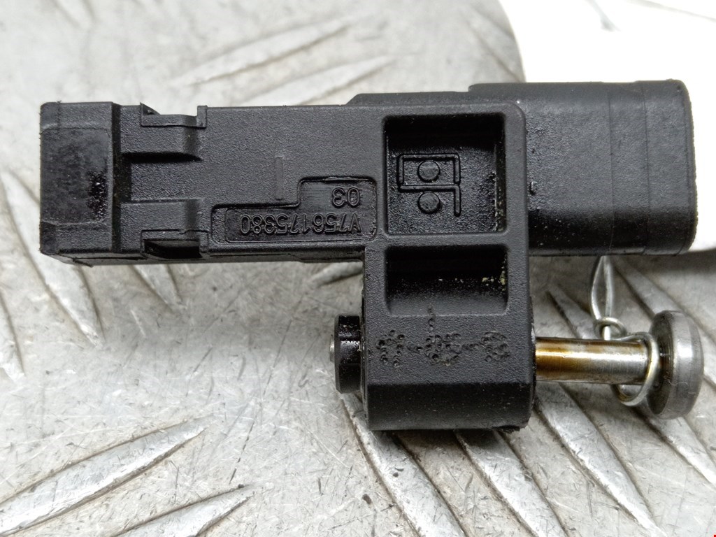 Датчик положения коленвала BMW 3er F30/F31/F80 2011-2019