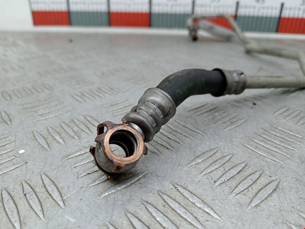 Трубка нагнетателя BMW 3er F30/F31/F80 2011-2019