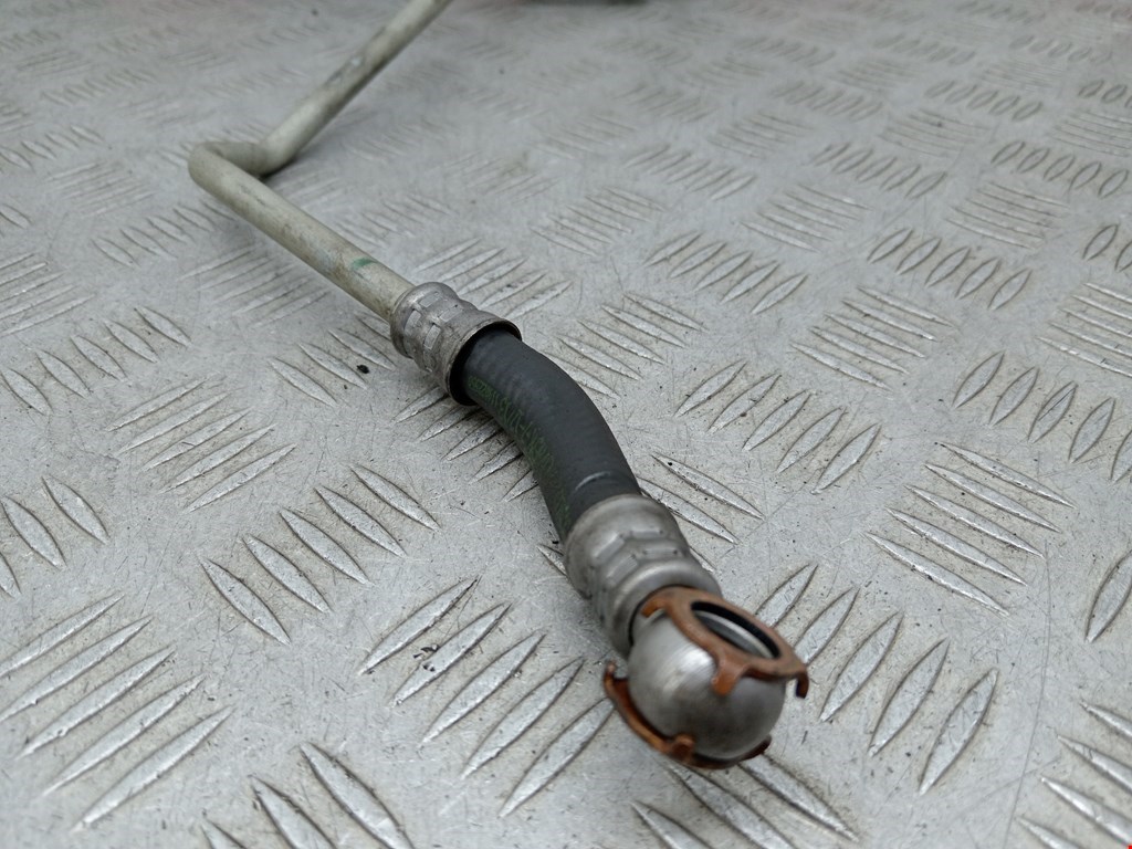 Трубка нагнетателя BMW 3er F30/F31/F80 2011-2019