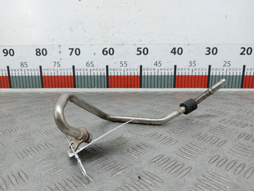 Трубка системы охлаждения BMW 3er F30/F31/F80 2011-2019