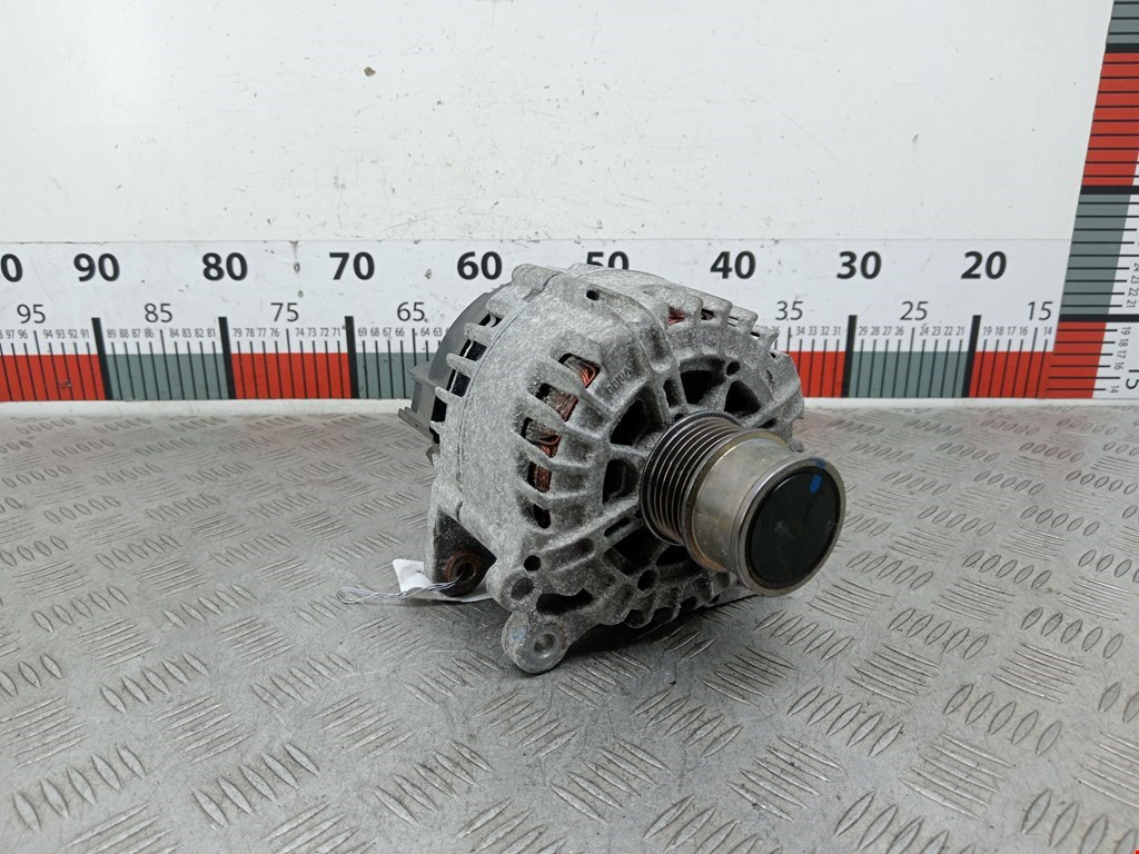 Генератор Volkswagen Golf Sportsvan (2014-2020)