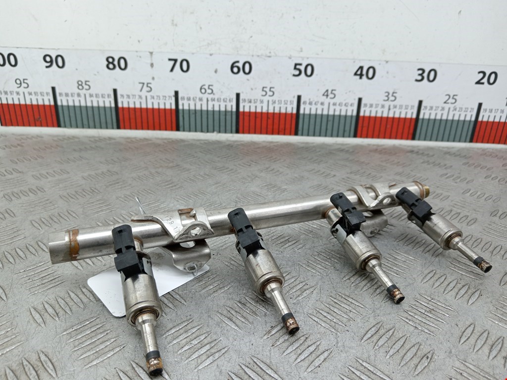 Форсунка дизельная электрическая VOLKSWAGEN Golf Sportsvan 2014-2020