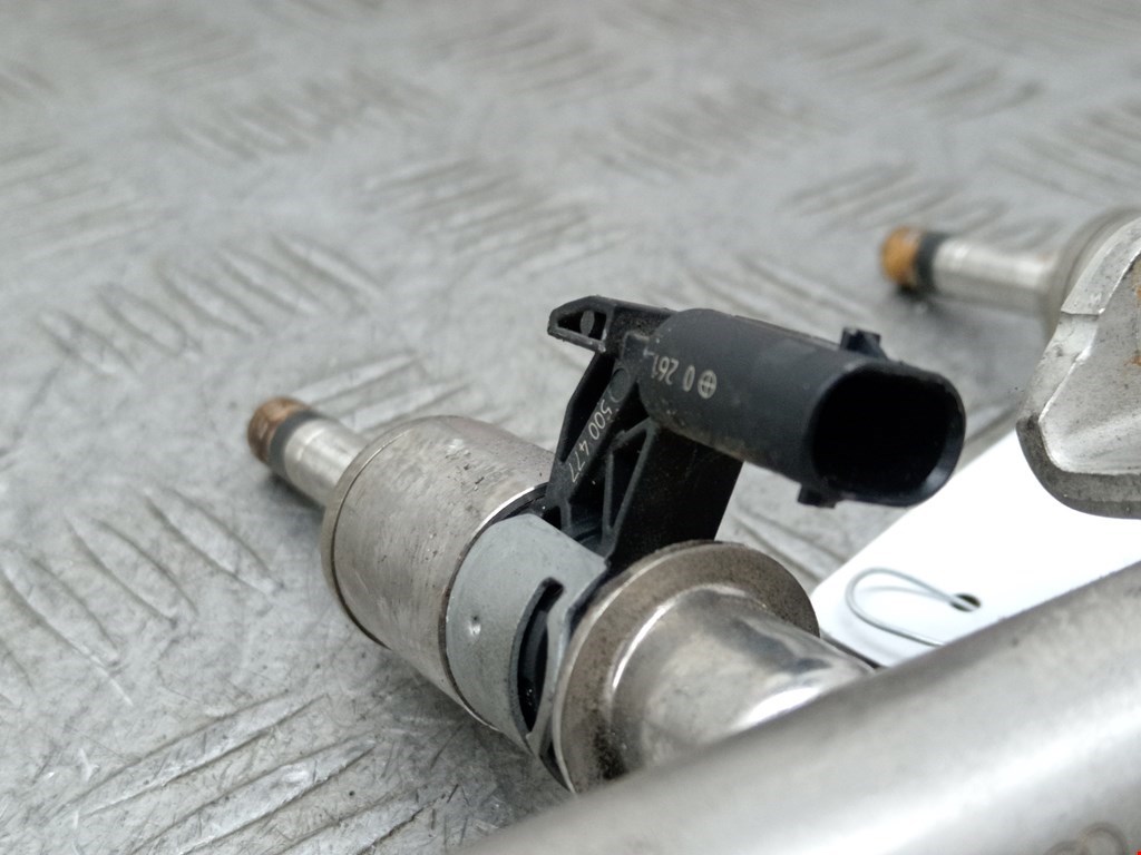 Форсунка дизельная электрическая VOLKSWAGEN Golf Sportsvan 2014-2020