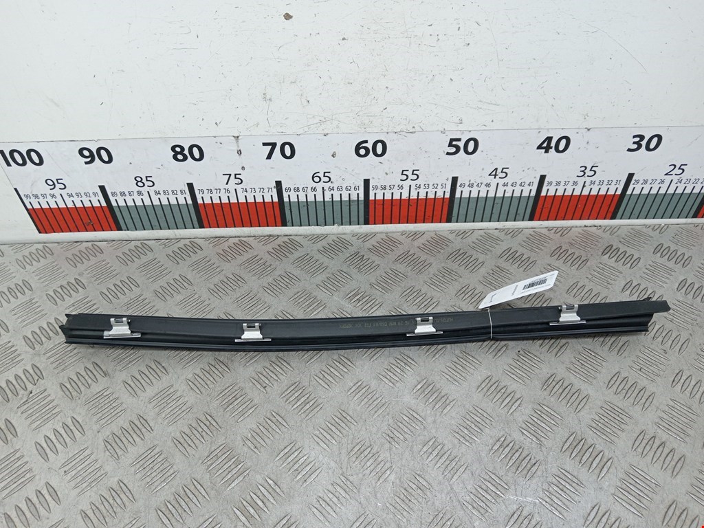 Уплотнитель (внутри) BMW 5er 5 серия E60/E61 2003-2010