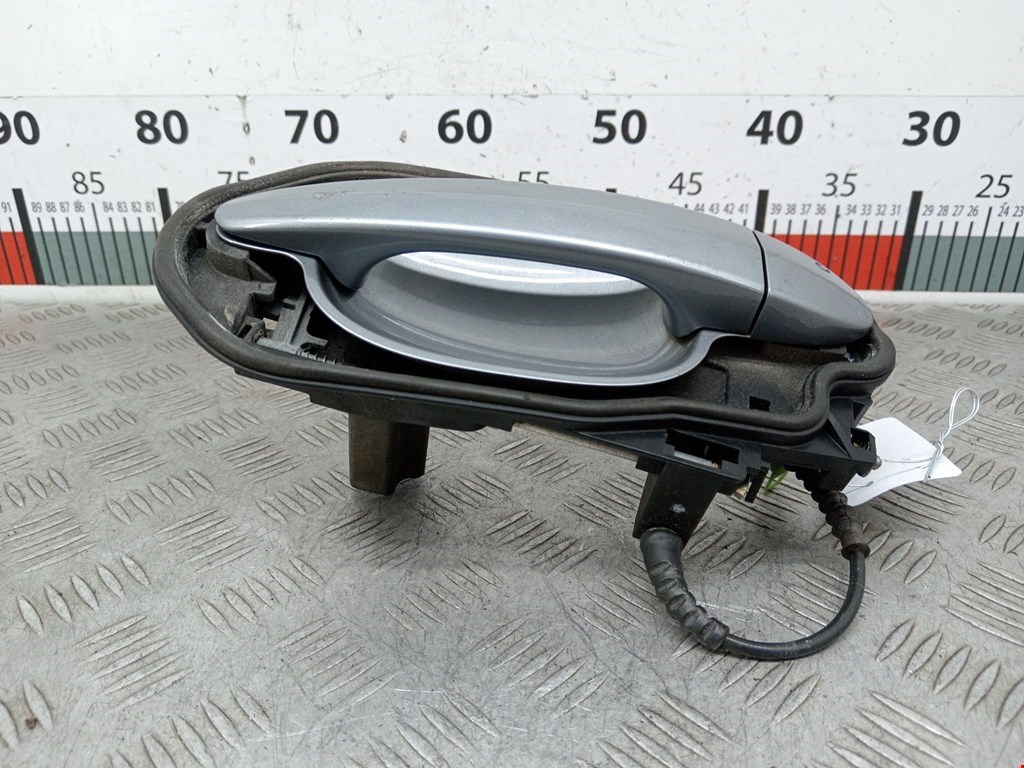 Ручка двери задней наружная правая BMW 5er 5 серия E60/E61 2003-2010