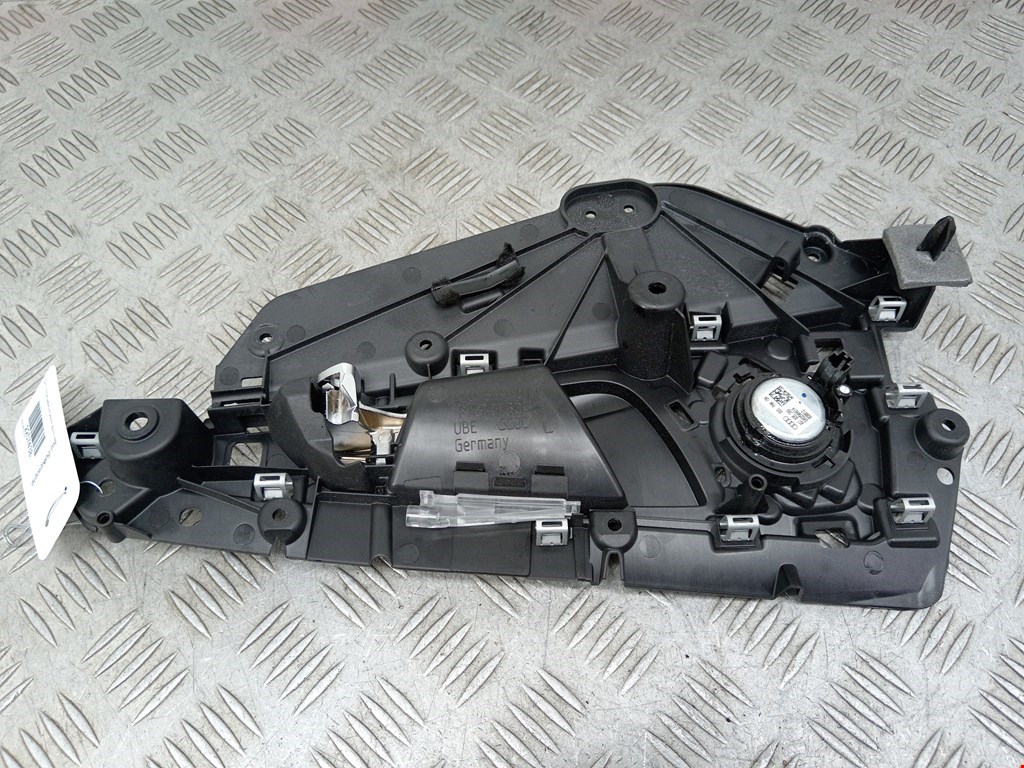 Ручка дверная задняя внутренняя левая AUDI A6 C7 2011-2018