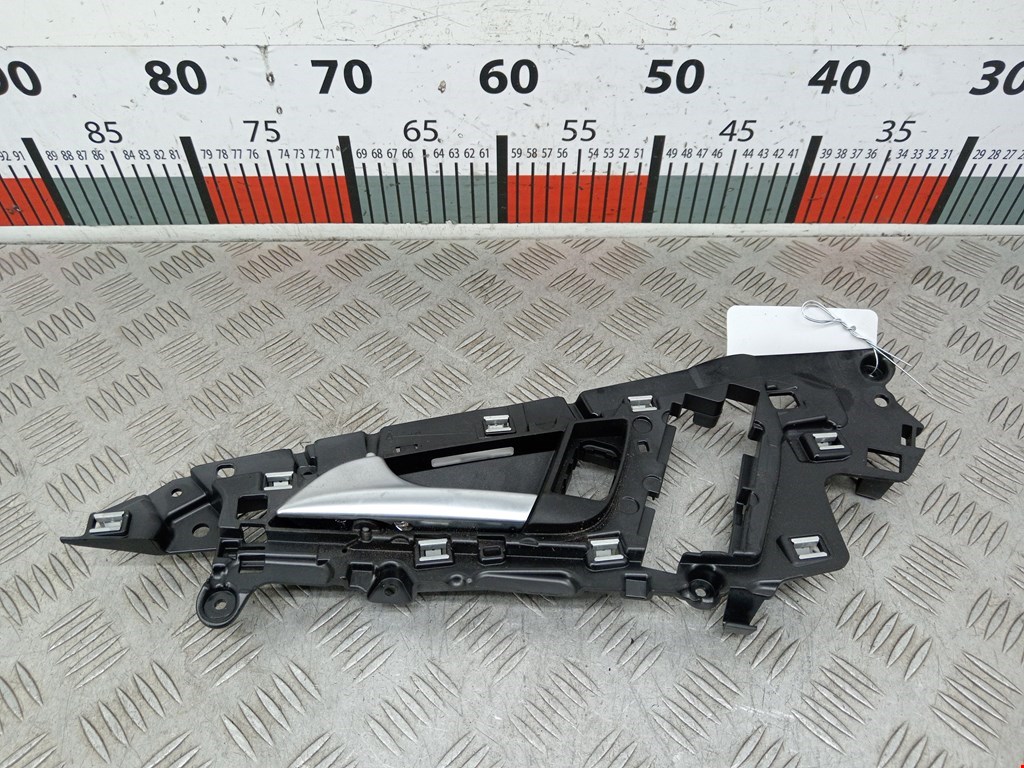 Ручка дверная передняя внутренняя левая AUDI A6 C7 2011-2018