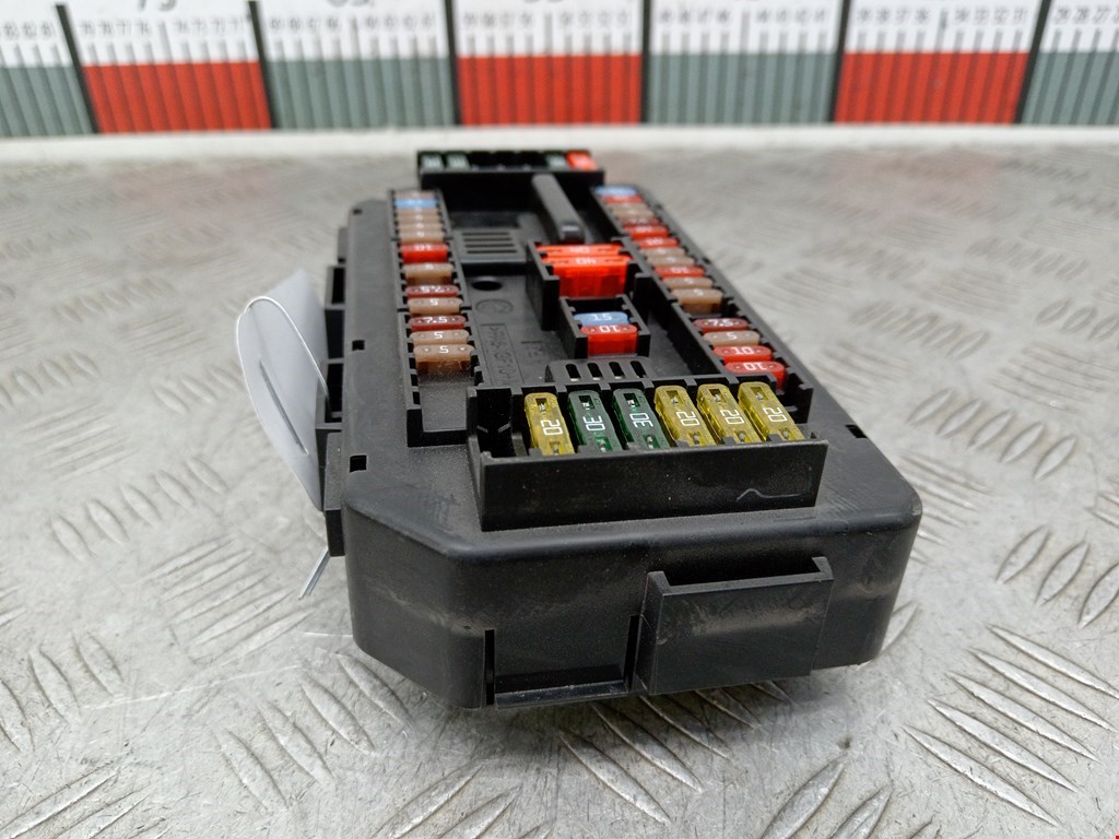 Датчик уровня в бачок омывателя BMW 3er F30/F31/F80 2011-2019