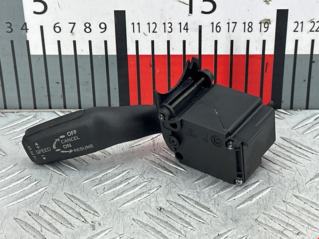 Переключатель круиз контроля Audi Q7 4L (2005-2015)