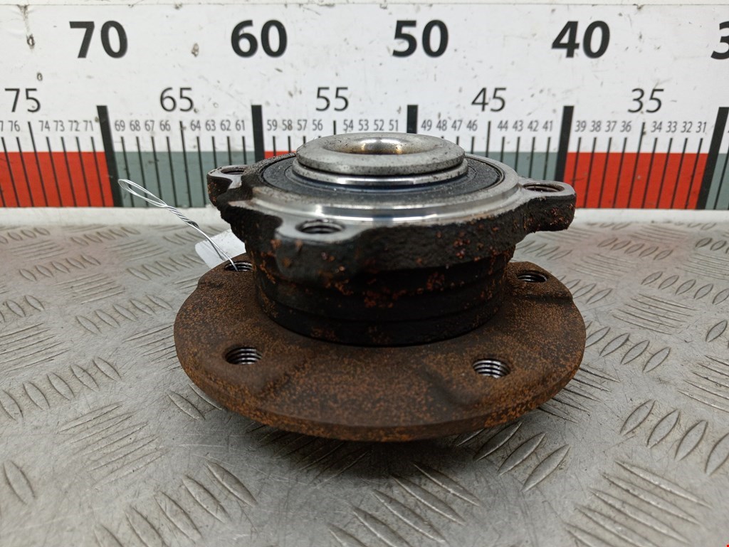 Ступица передняя левая/правая BMW 5er 5 серия E60/E61 2003-2010