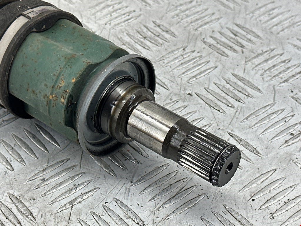 Полуось (привод, приводной вал) задняя правая MITSUBISHI ASX 2010-н.в.