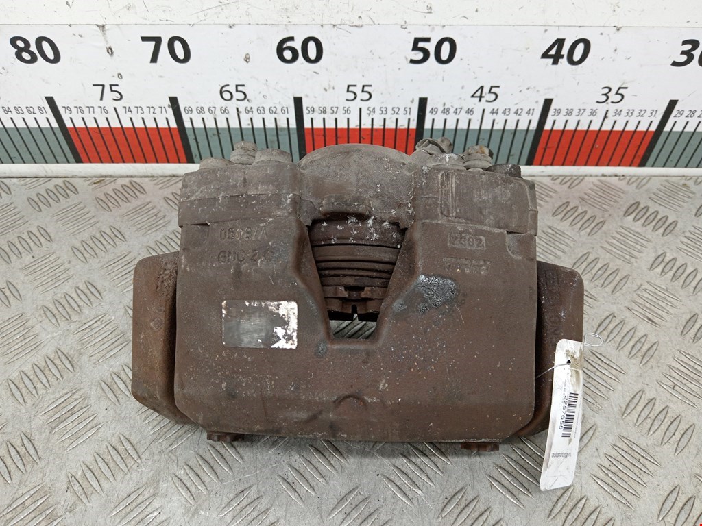 Суппорт передний правый AUDI A6 C7 2011-2018