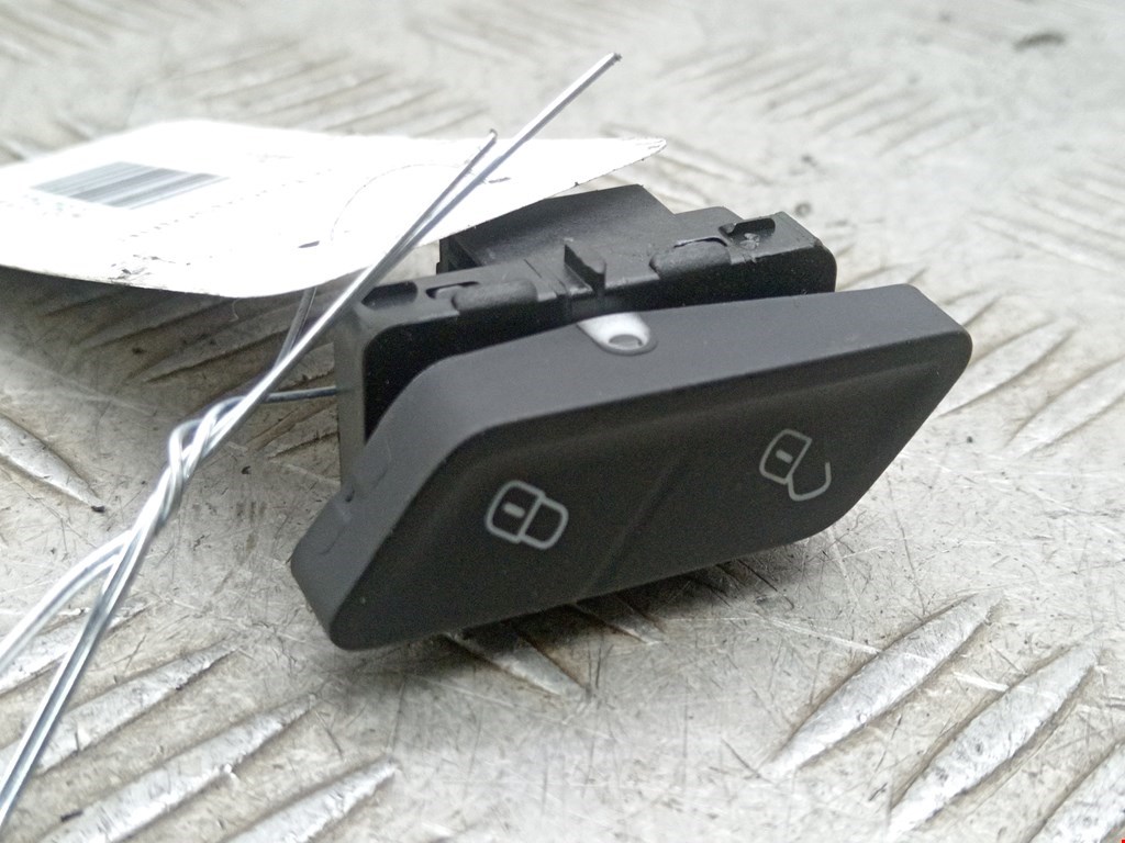 Кнопка центрального замка Volkswagen Golf Sportsvan (2014-2020)