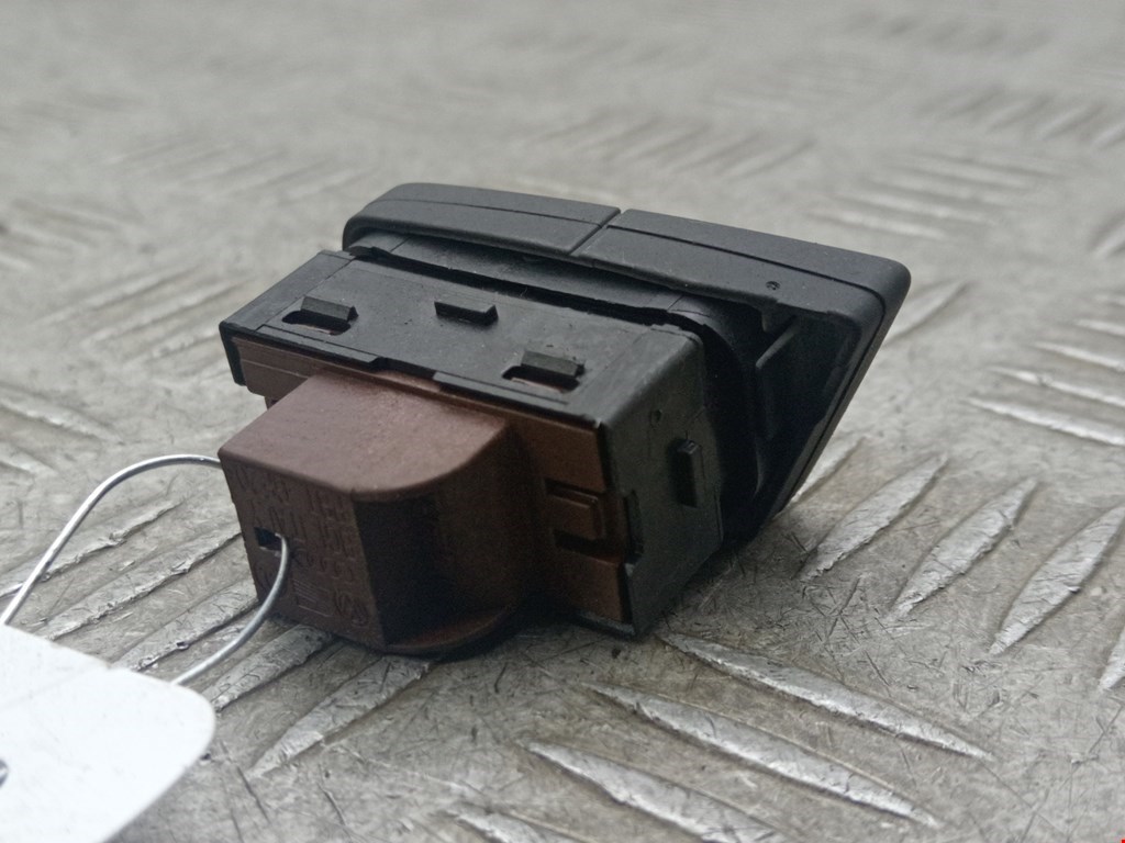 Кнопка центрального замка AUDI A6 C7 2011-2018