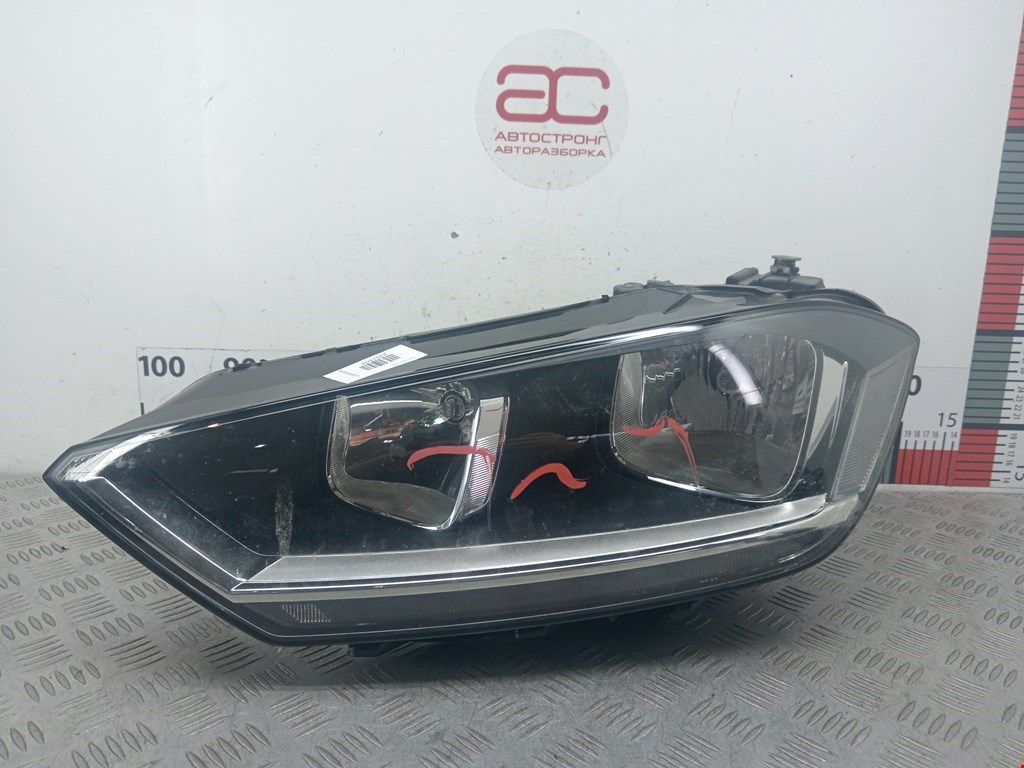 Фара левая VOLKSWAGEN Golf Sportsvan 2014-2020
