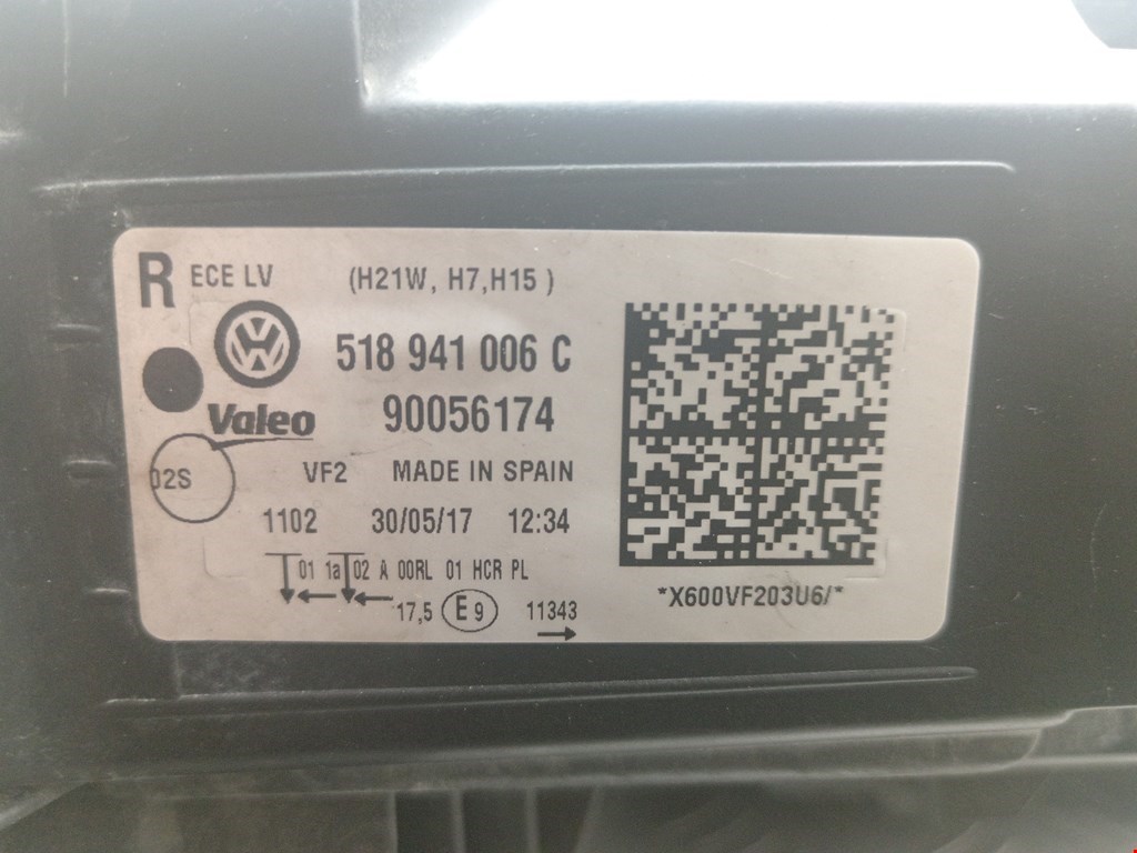 Фара правая VOLKSWAGEN Golf Sportsvan 2014-2020