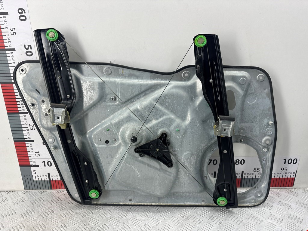 Стеклоподъемник передний правый VOLKSWAGEN Tiguan 2007-2018