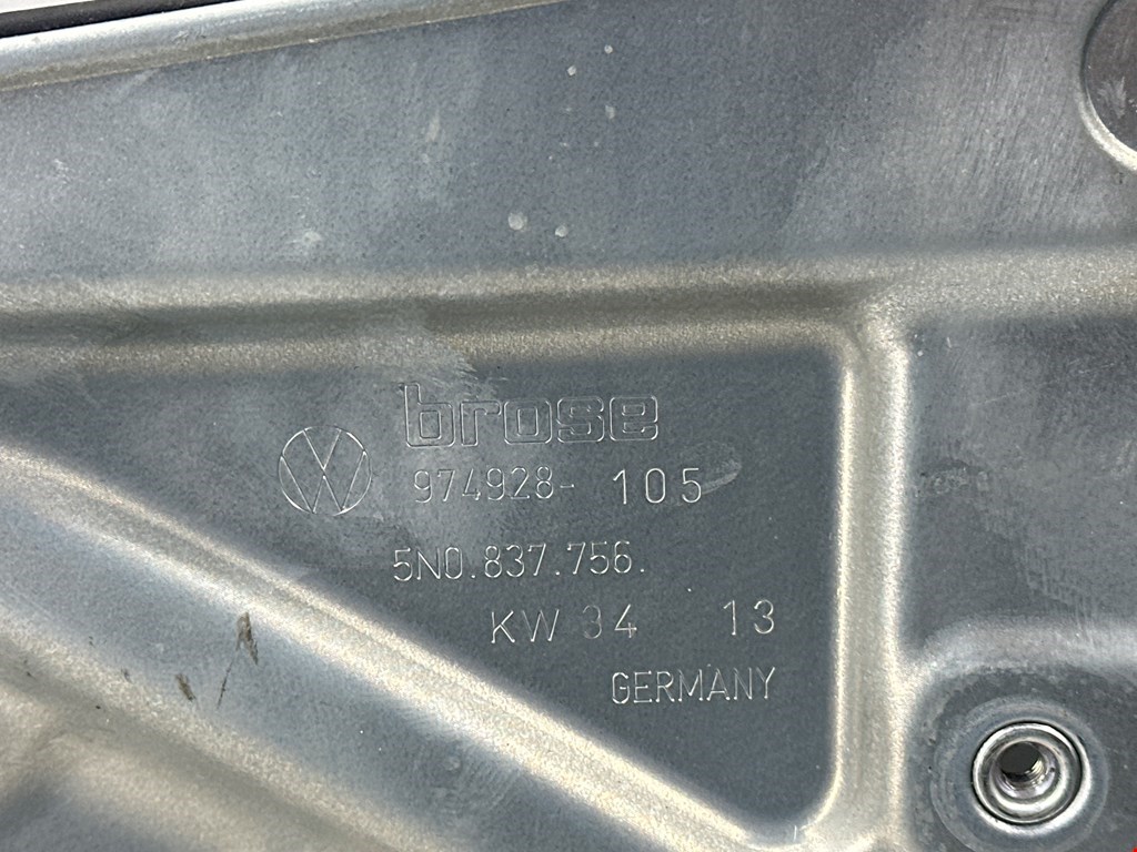 Стеклоподъемник передний правый VOLKSWAGEN Tiguan 2007-2018