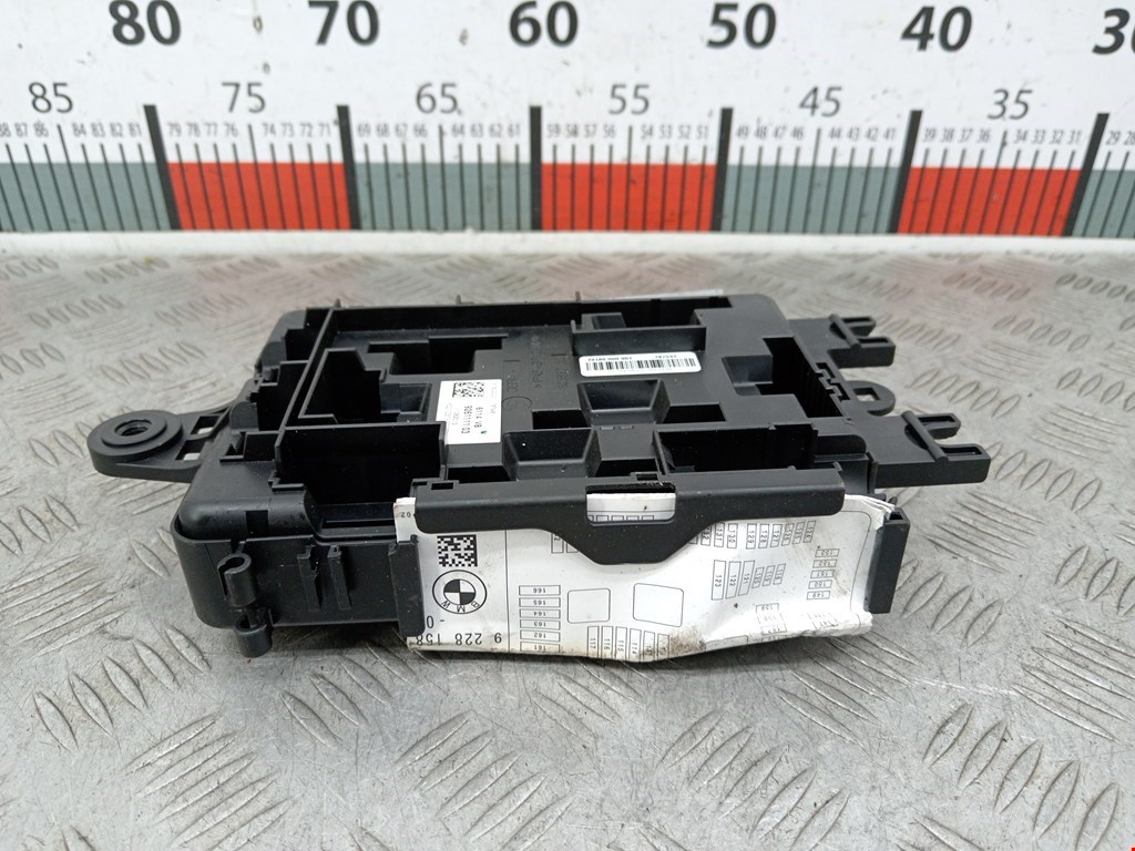 Датчик уровня в бачок омывателя BMW 3er F30/F31/F80 2011-2019