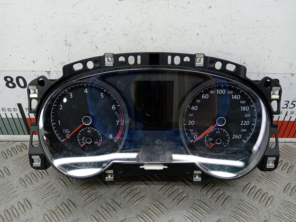 Панель приборов (щиток) VOLKSWAGEN Golf VII 2012-2020